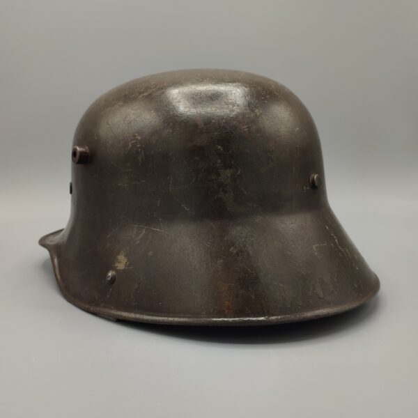M16 GERMAN STEEL HELMET REARVIEW
