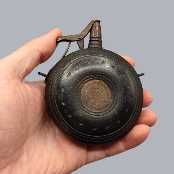SCANDINAVIAN POWDER FLASK