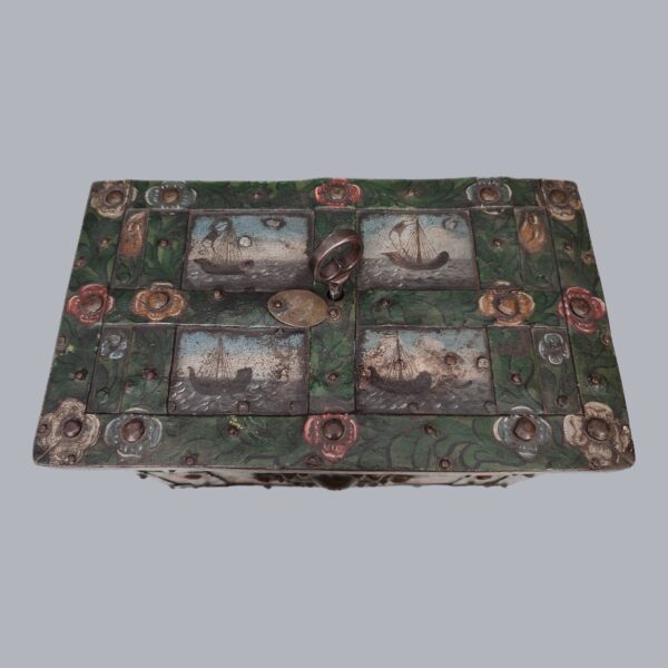 PAINTED MINIATURE ARMADA CHEST