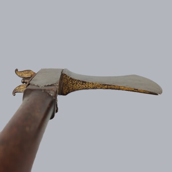 NORTH INDIAN SADDLE AXE