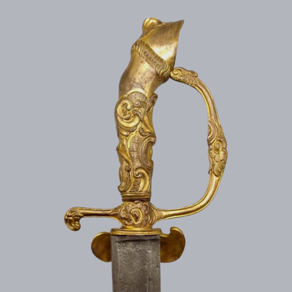 HUNTING SABRE WITH A DAMASCUS BLADE