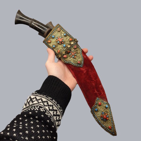 NEPALESE KUKRI KNIFE