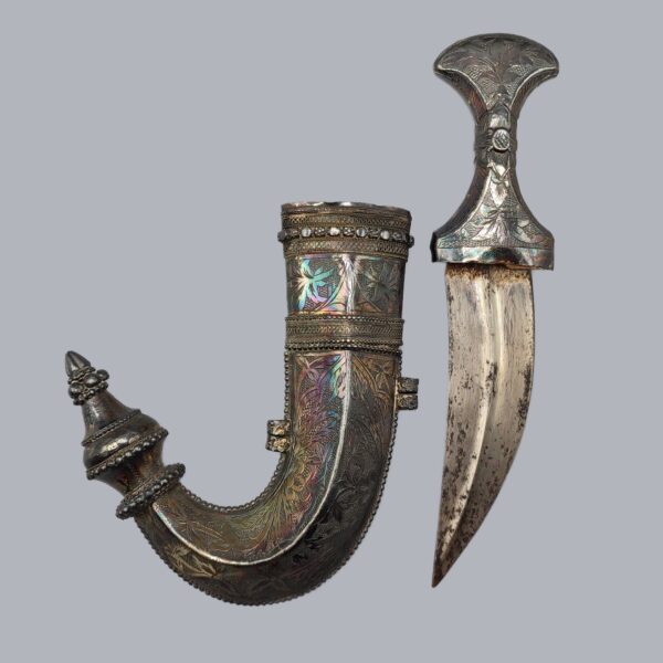 SAUDI ARABIAN JAMBIYA DAGGER