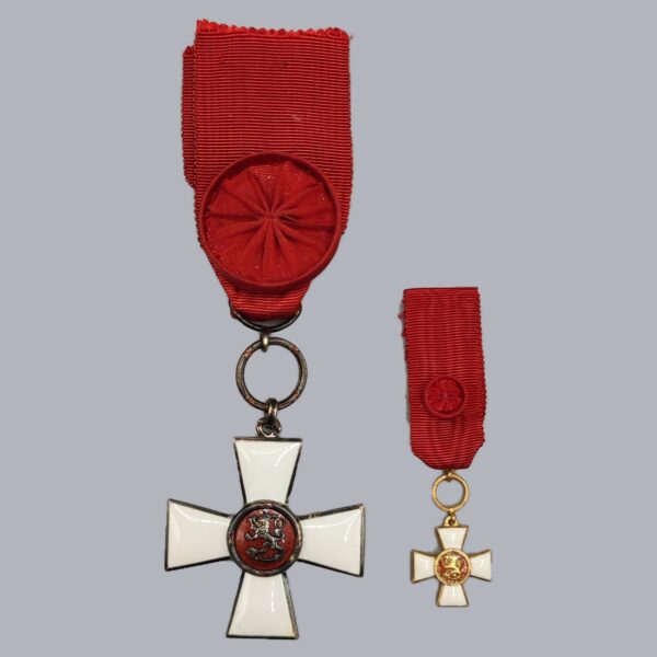 FINNISH 1ST CLASS KNIGHT'S CROSS OF THE LION OF FINLAND & MINIATURE