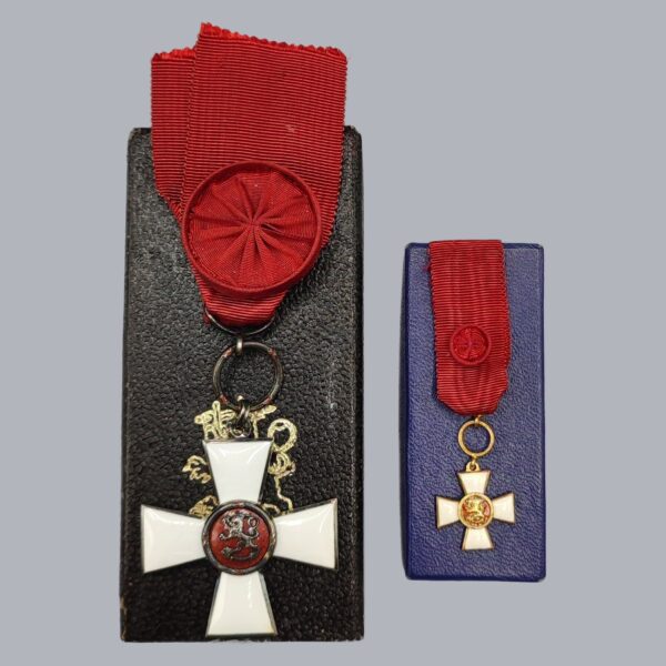 FINNISH 1ST CLASS KNIGHT'S CROSS OF THE LION OF FINLAND & MINIATURE