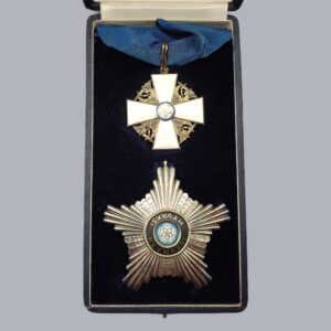 FINNISH 1ST CLASS COMMANDER'S CROSS OF THE WHITE ROSE OF FINLAND