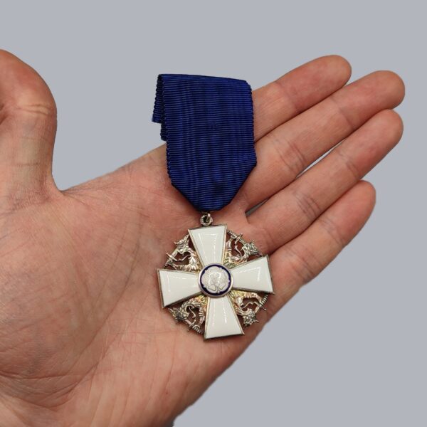FINNISH KNIGHT'S CROSS OF THE WHITE ROSE OF FINLAND