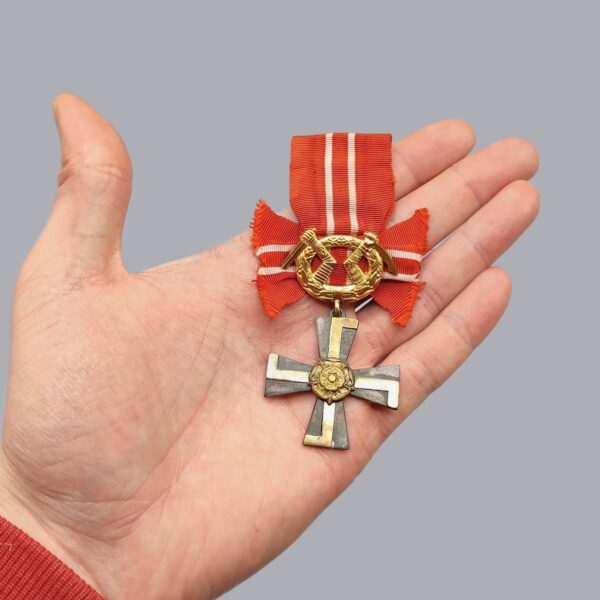 FINNISH 3RD CLASS CROSS OF LIBERTY 1941