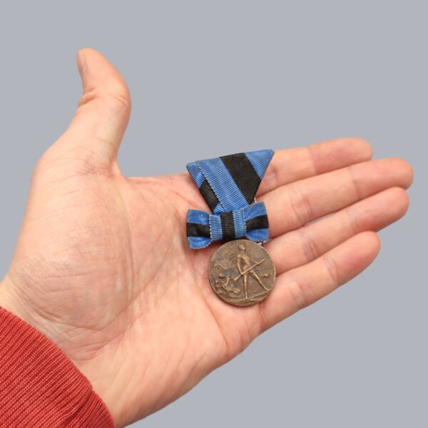 ESTONIAN COMMEMORATIVE MEDAL OF THE 1918-1920 LIBERATION WAR