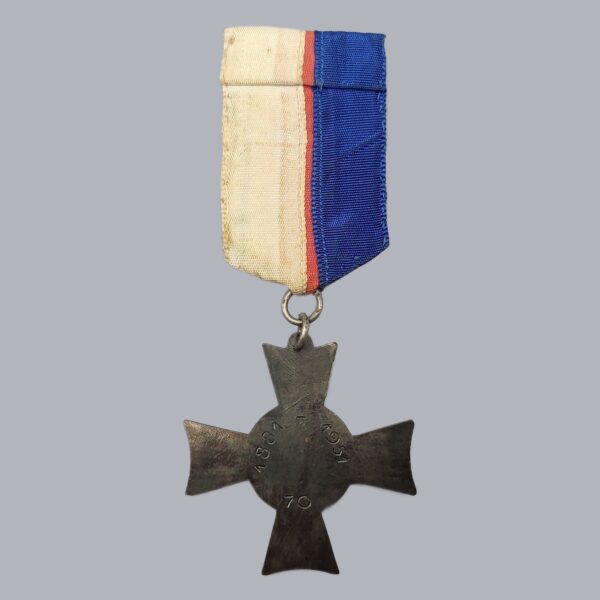 FINNISH COMMEMORATIVE CROSS OF THE DISBANDMENT OF THE FINNISH IMPERIAL ARMY 1901-1951