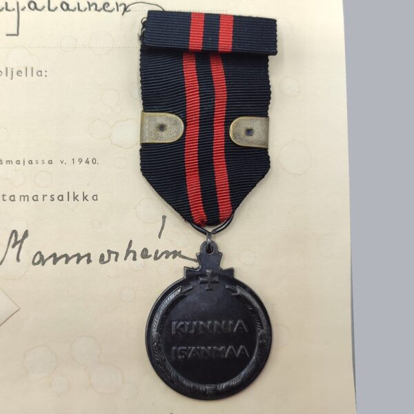 FINNISH COMMEMORATIVE MEDAL OF THE 1939-1940 WINTER WAR & CERTIFICATE