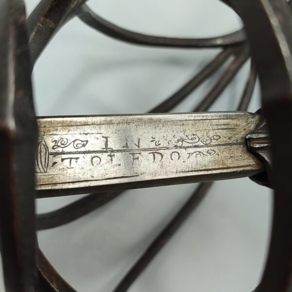 SPANISH-ITALIAN RAPIER BY PEDRO DE VELMONTE