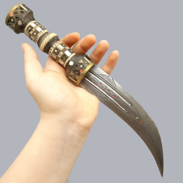 SYRIAN JAMBIYA DAGGER