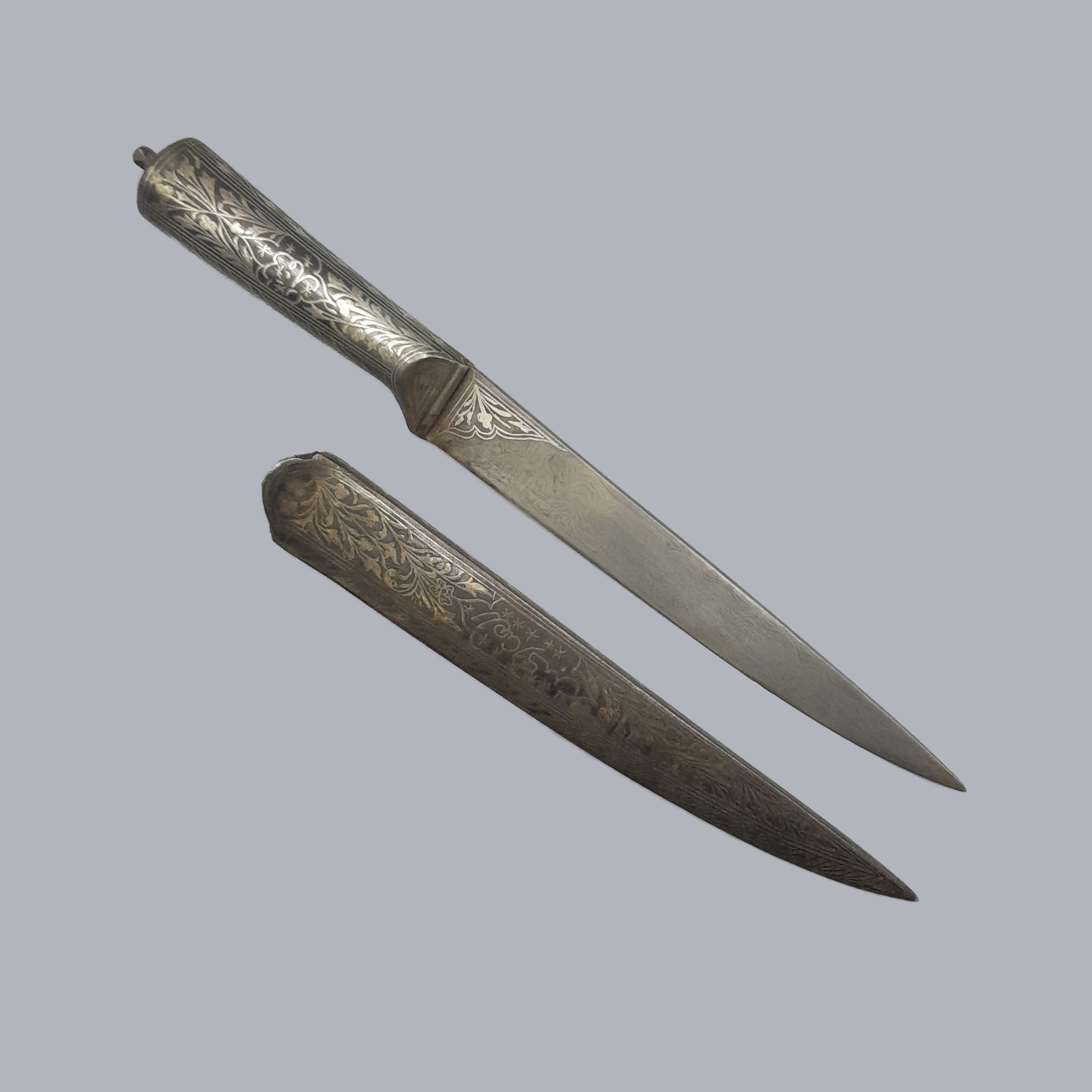 Vintage Syrian Kard Dagger Silver Koftgari Work