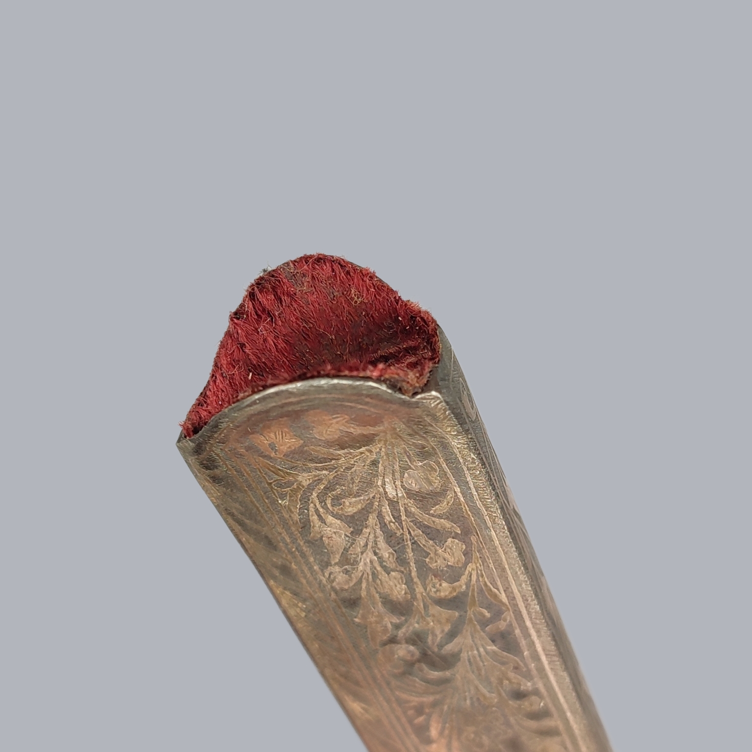 SYRIAN KARD KNIFE WITH SILVER KOFTGARI WORK