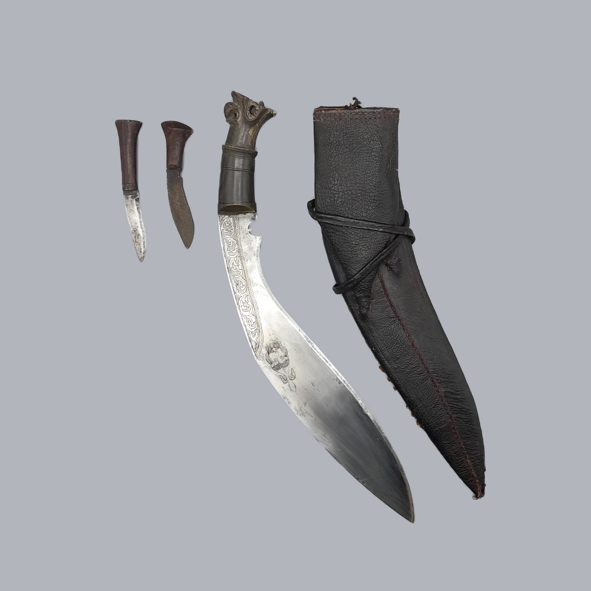 HORN-HILTED KUKRI DAGGER - Image 4