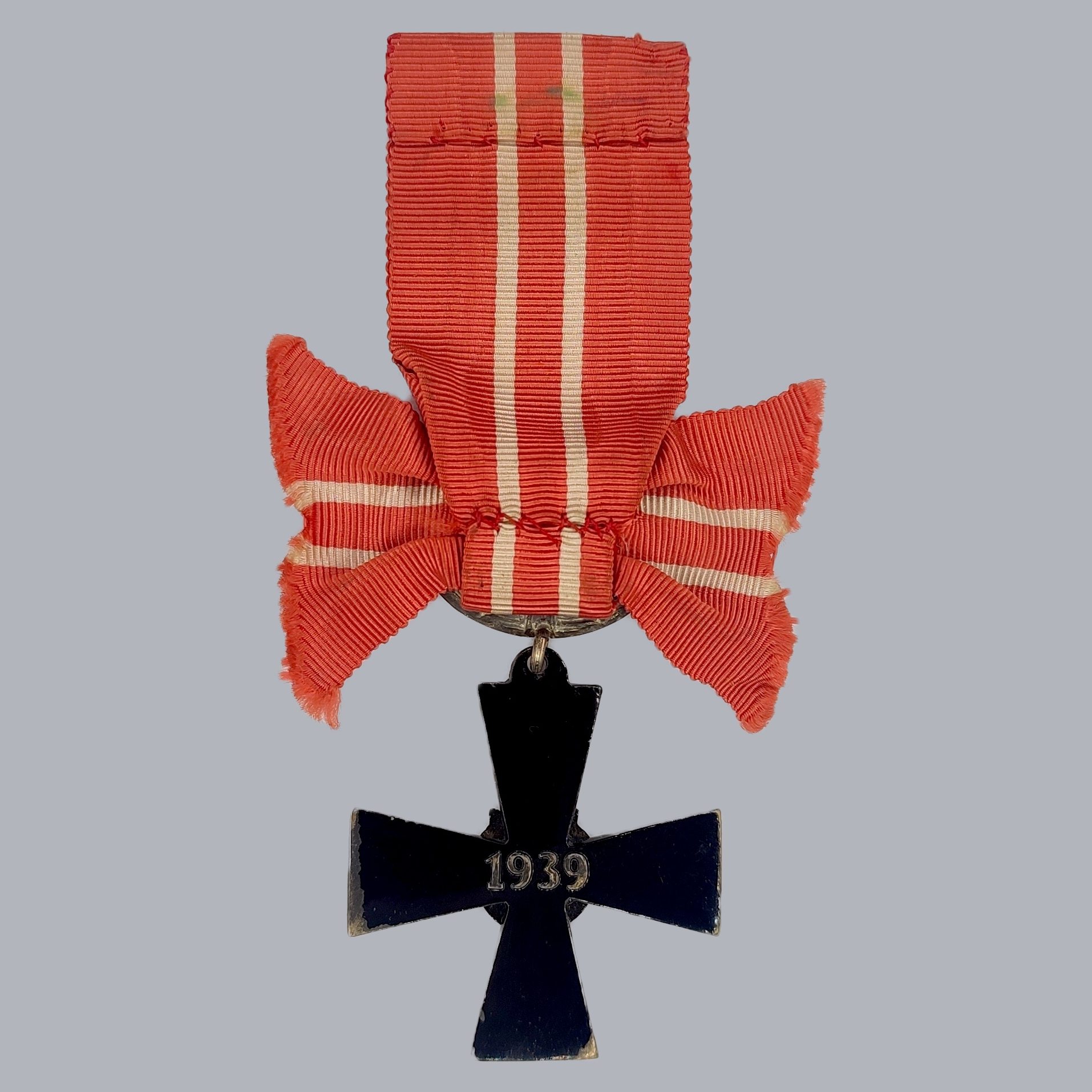 FINNISH WWII CROSS OF LIBERTY 4TH CLASS 1939 WITH SWORDS