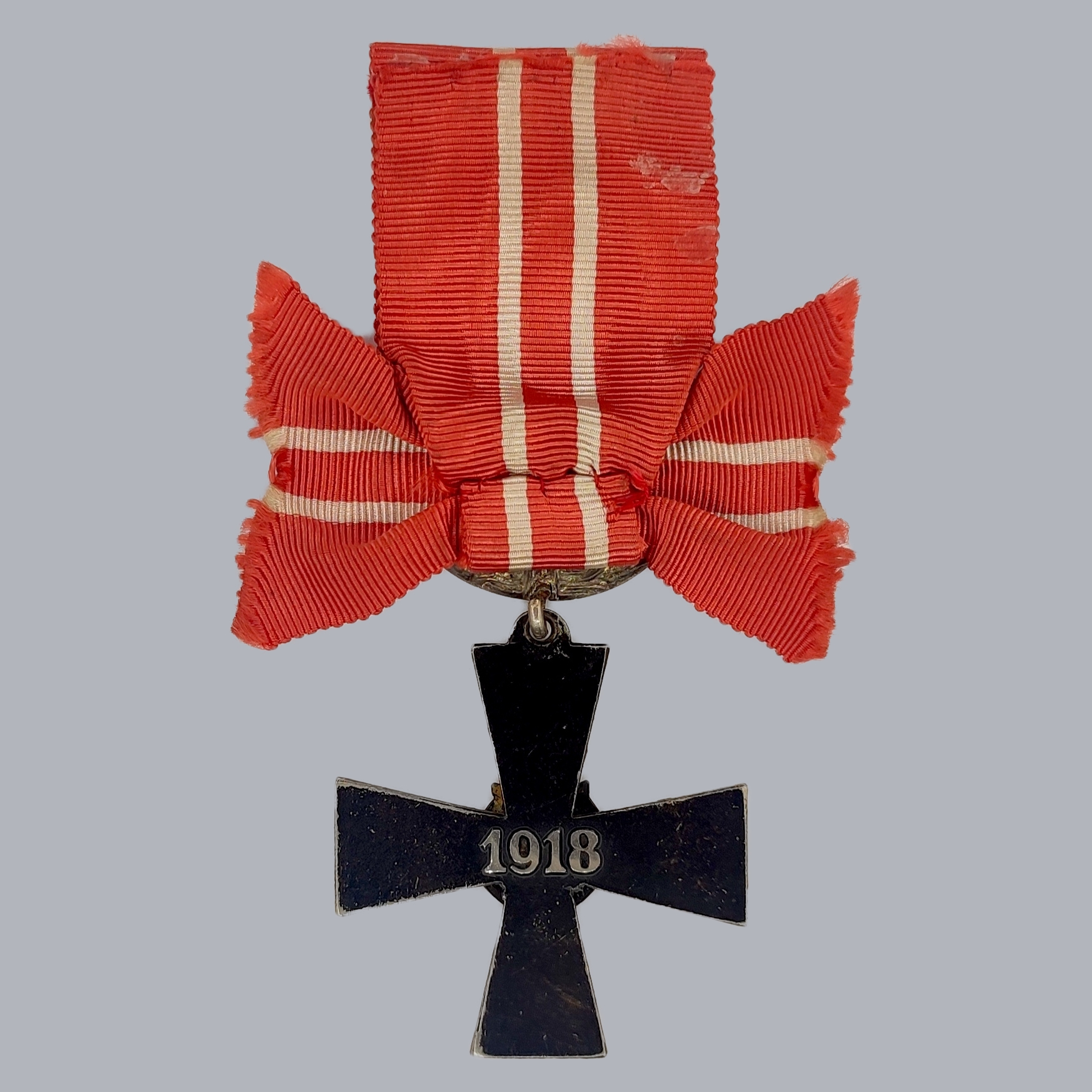 FINNISH WWI CROSS OF LIBERTY 4TH CLASS 1918 WITH SWORDS