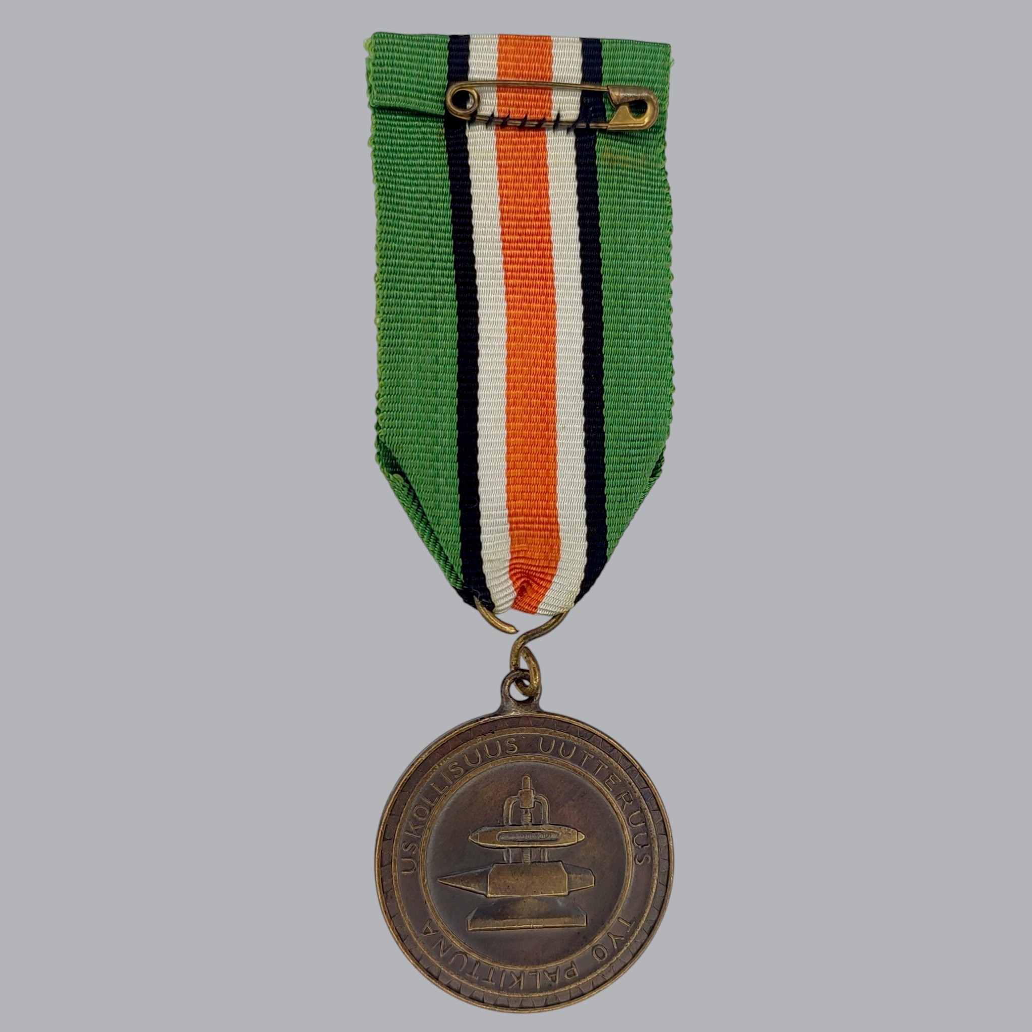 FINNISH POST-WAR MEDAL OF TAMPELLA