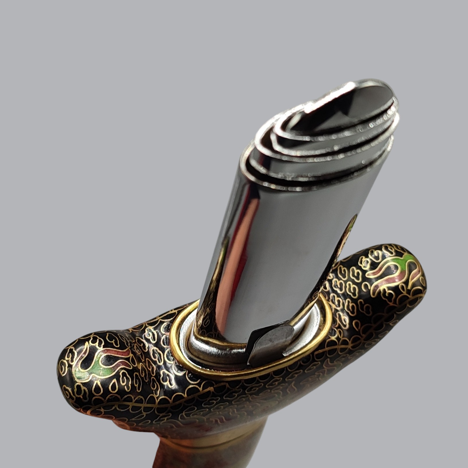 CHINESE CLOISONNE-ENAMELED TRAINING JIAN
