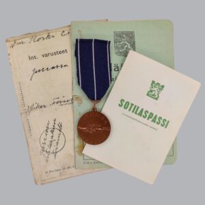 FINNISH WWII COMMEMORATIVE MEDAL OF THE CONTINUATION WAR & DOCUMENTS