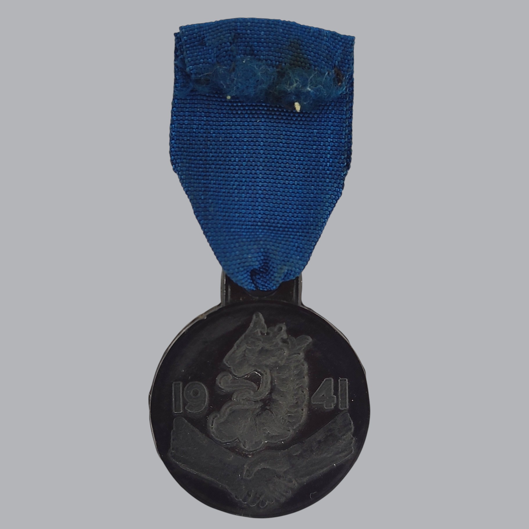 FINNISH WWII MEDAL FOR THE NATIONAL VOLUNTARY WORK