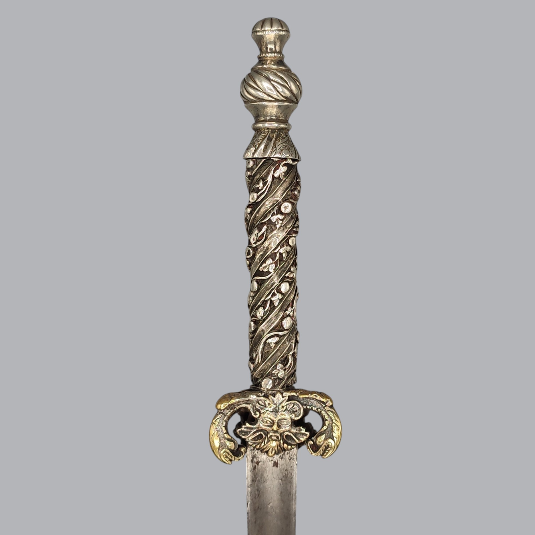 VENETIAN 1600s SILVER-HILTED DAGGER