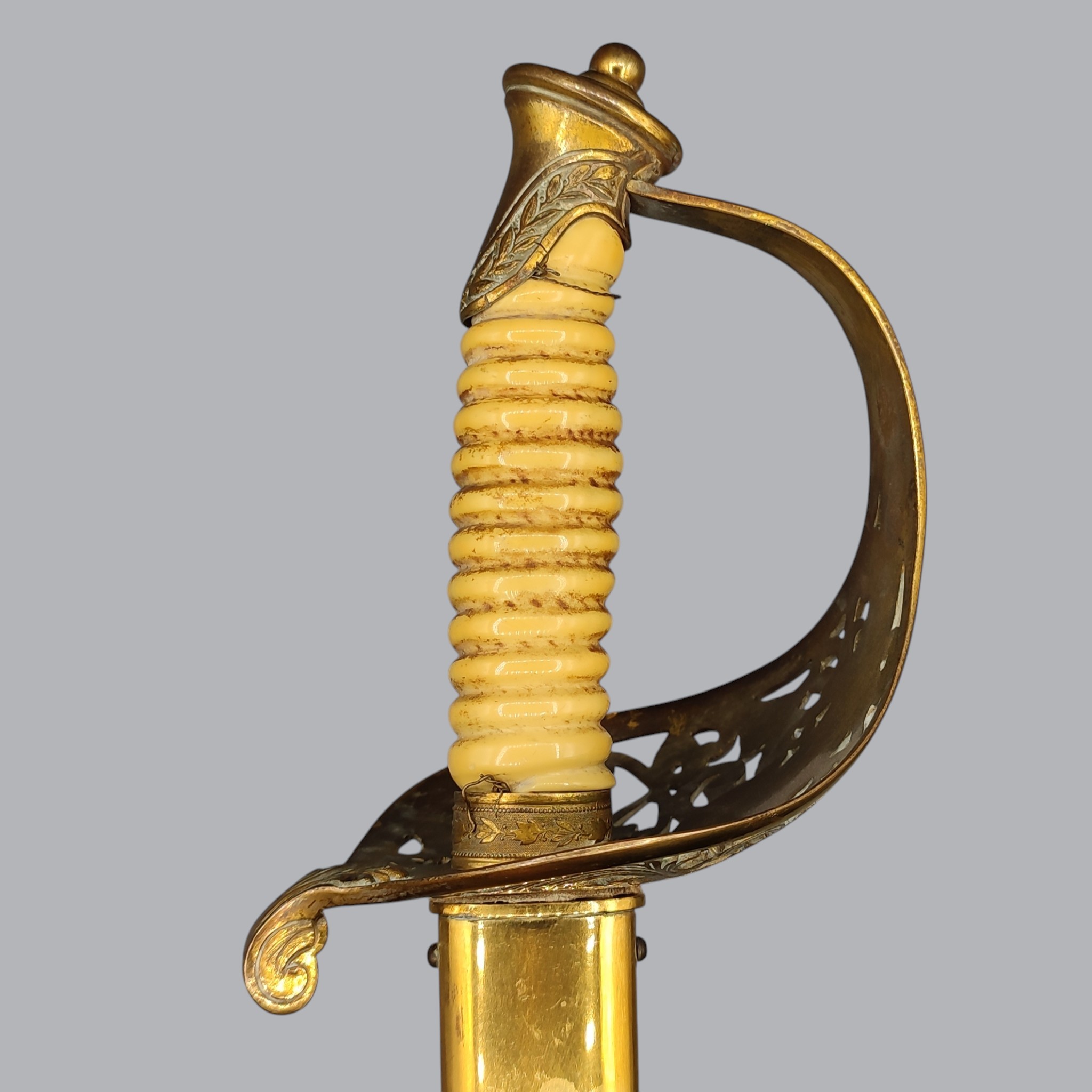 SAUDI ARABIAN 1950s NAVAL OFFICER SABRE