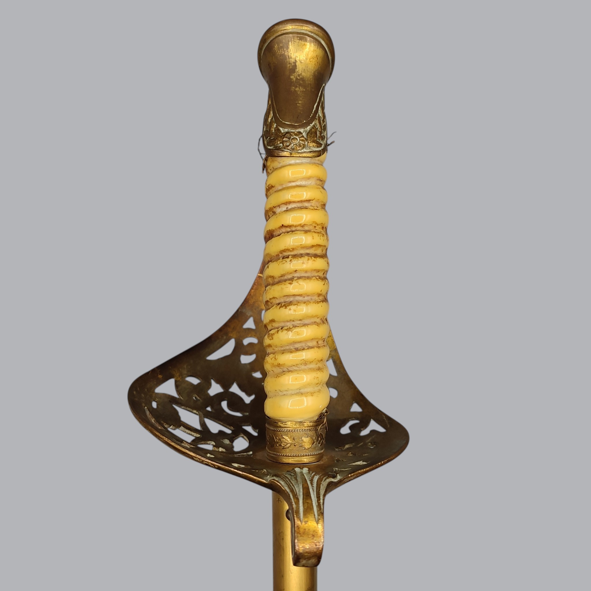 SAUDI ARABIAN 1950s NAVAL OFFICER SABRE