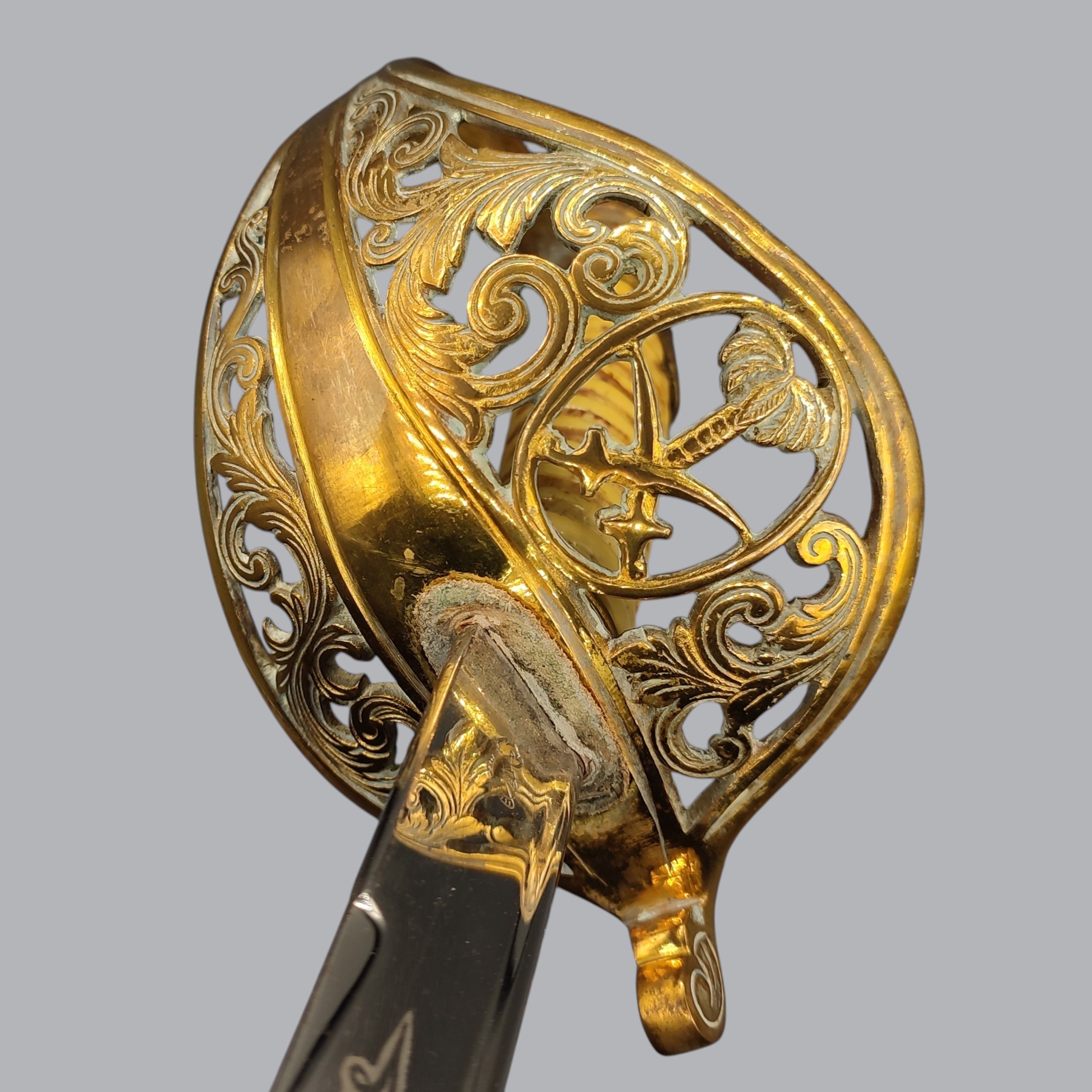 SAUDI ARABIAN 1950s NAVAL OFFICER SABRE