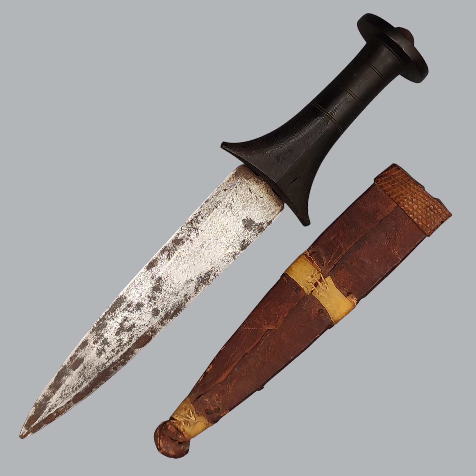 SUDANESE ARM DAGGER