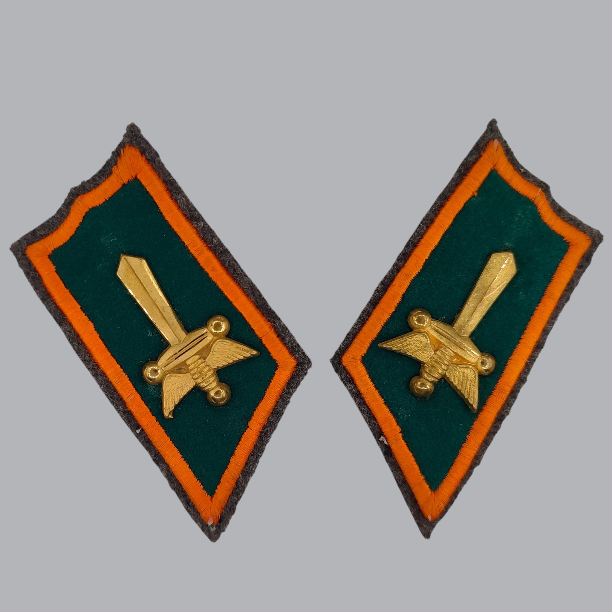 FINNISH M/1936 COLLAR TABS OF A BORDER GUARD CIVIL SERVANT