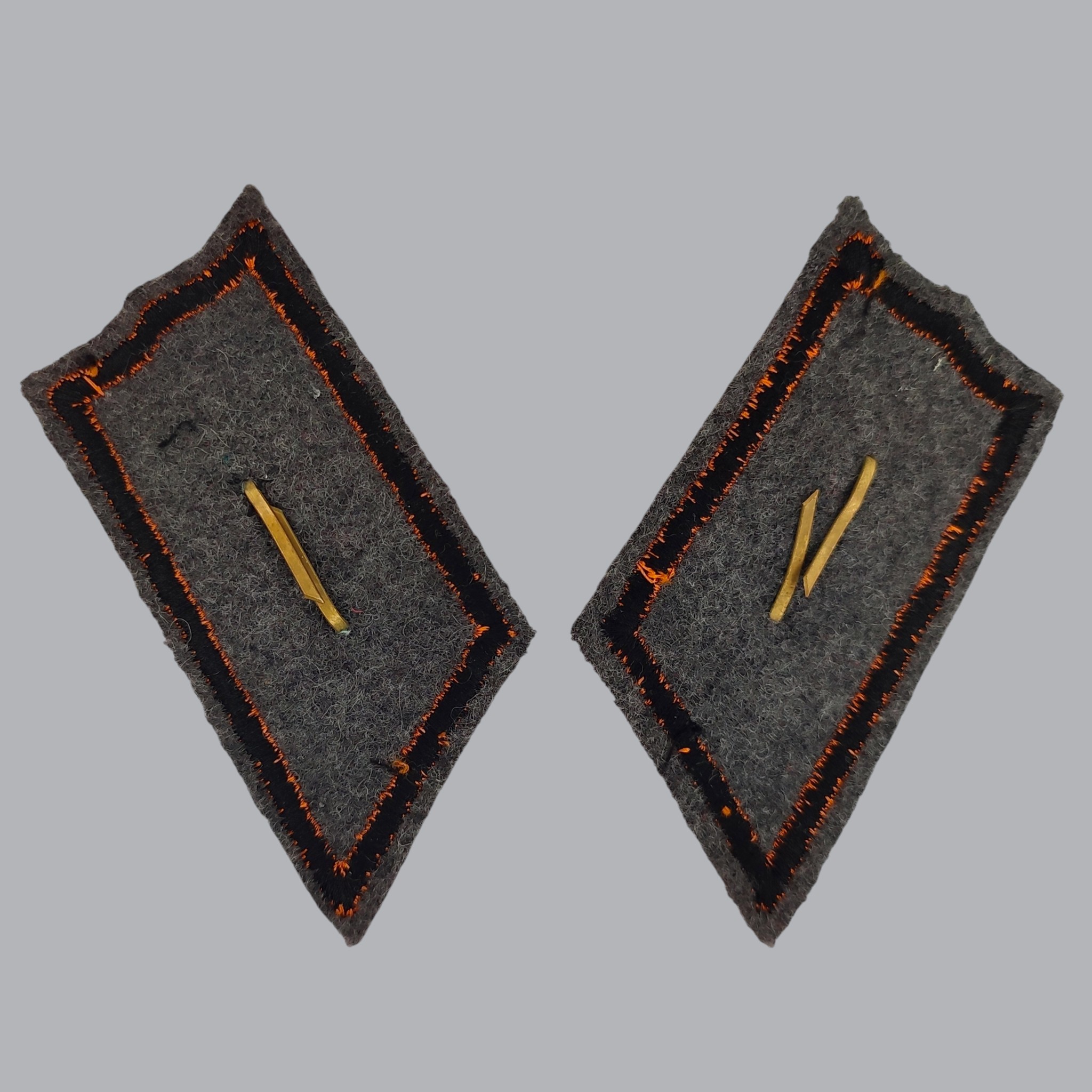 FINNISH M/1936 COLLAR TABS OF A BORDER GUARD CIVIL SERVANT