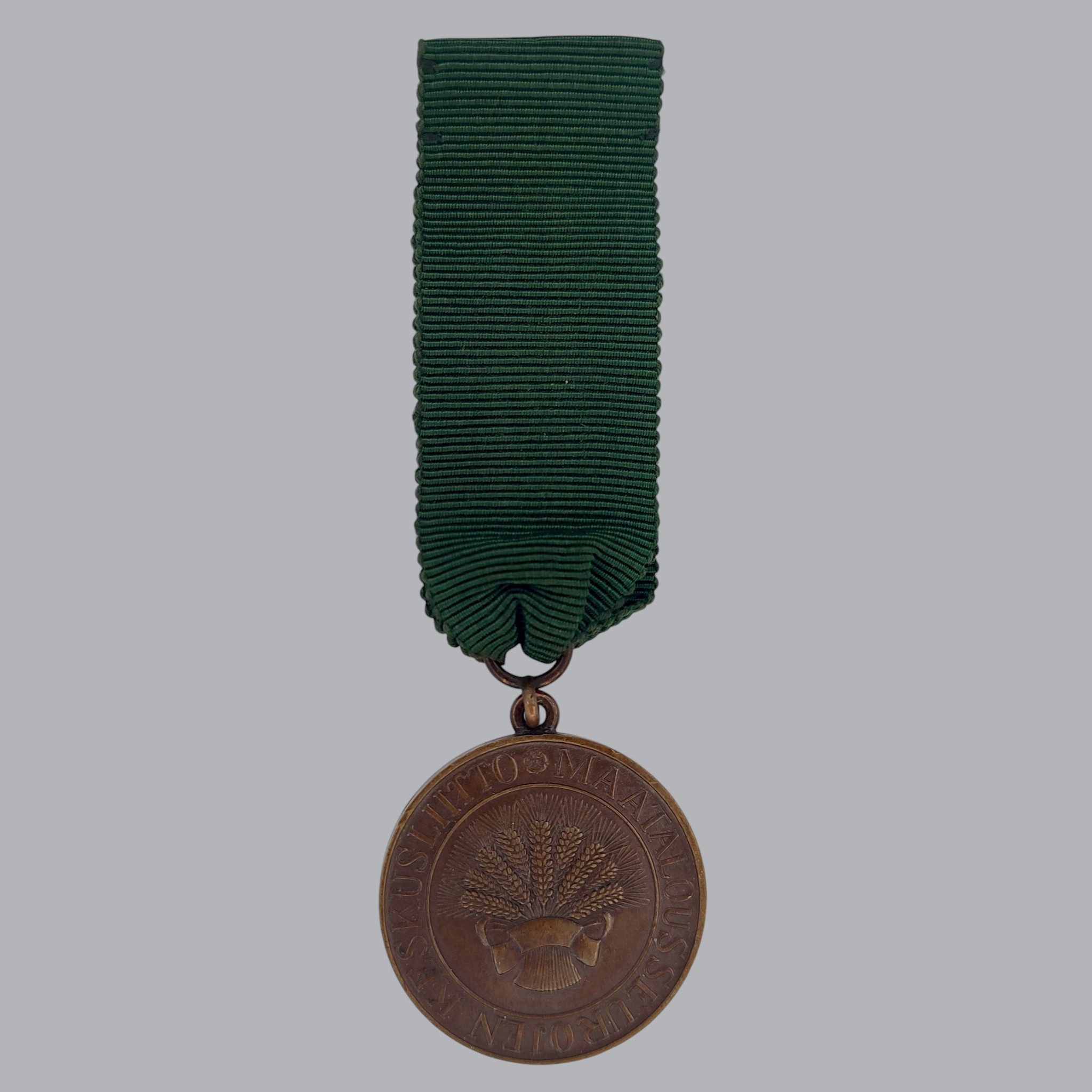 FINNISH 1930S MEDAL OF MERIT OF THE AGRICULTURAL SOCIETIES