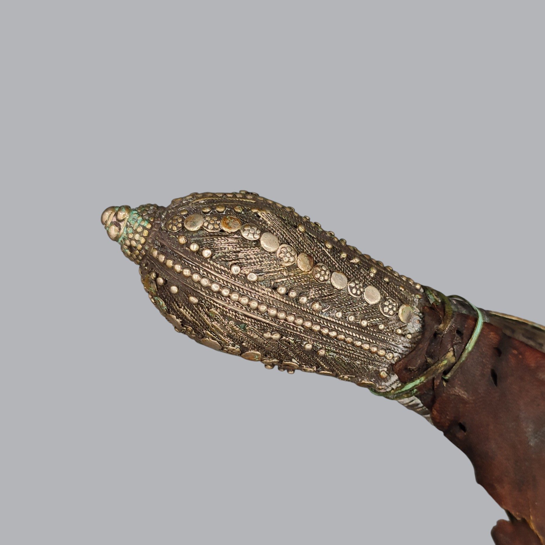 SAUDI ARABIAN SILVER-HILTED JAMBIYA DAGGER